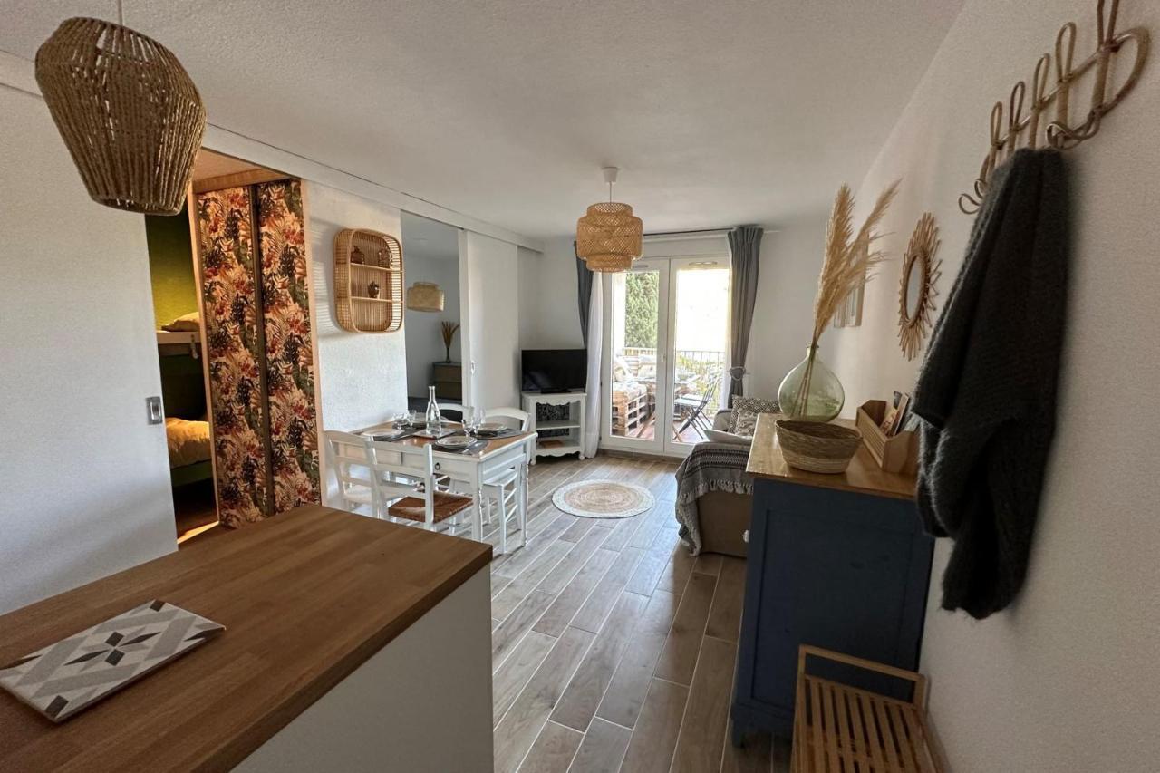 Very Cosy Apartment At 200 M From The Beaches Ла-Лонд-ле-Мор Екстер'єр фото