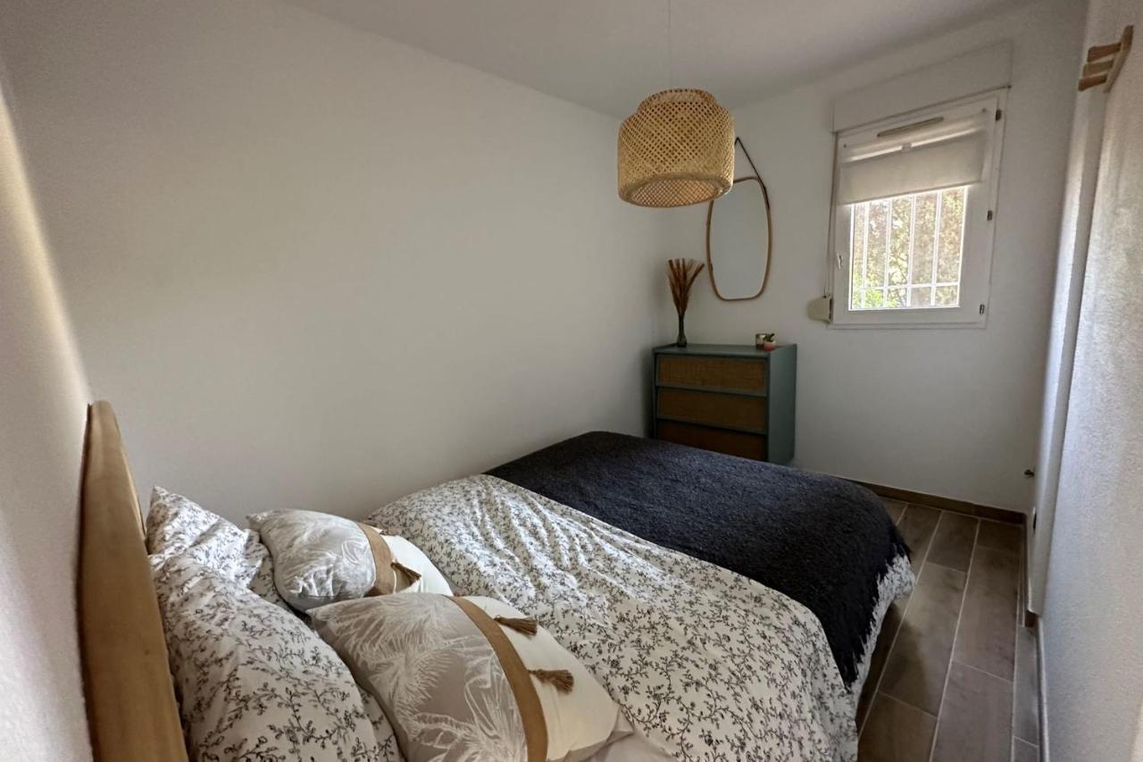 Very Cosy Apartment At 200 M From The Beaches Ла-Лонд-ле-Мор Екстер'єр фото