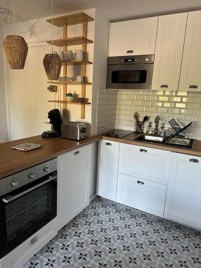 Very Cosy Apartment At 200 M From The Beaches Ла-Лонд-ле-Мор Екстер'єр фото