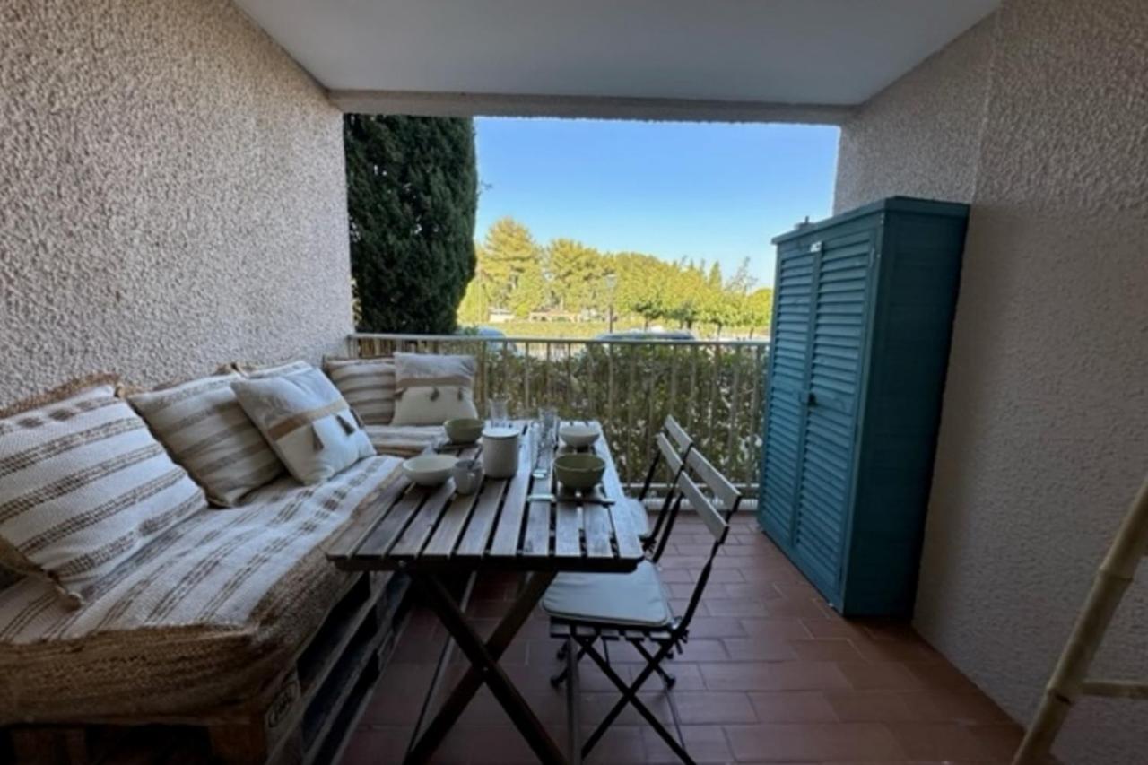 Very Cosy Apartment At 200 M From The Beaches Ла-Лонд-ле-Мор Екстер'єр фото