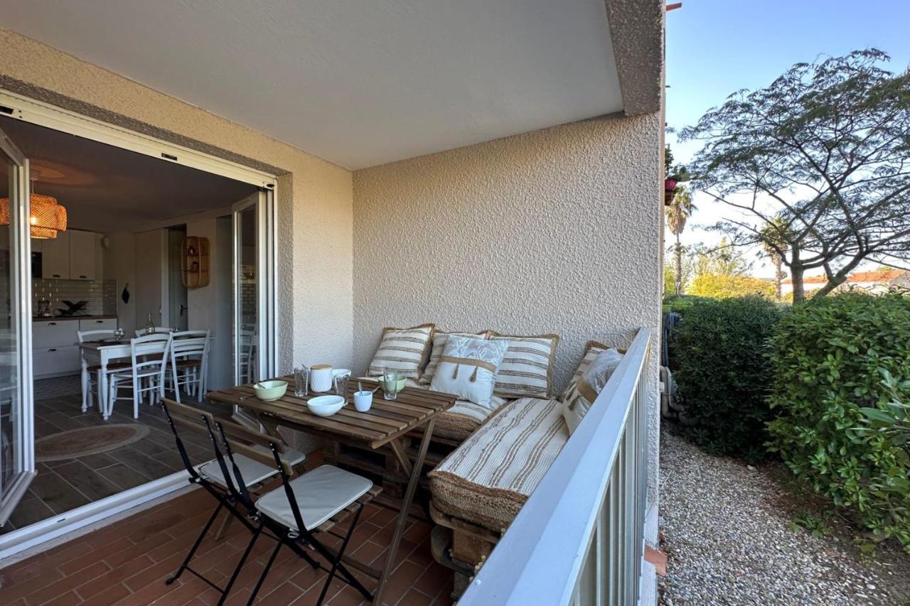 Very Cosy Apartment At 200 M From The Beaches Ла-Лонд-ле-Мор Екстер'єр фото