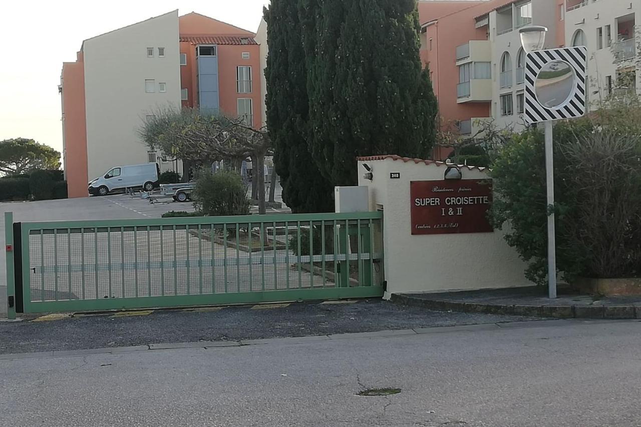 Very Cosy Apartment At 200 M From The Beaches Ла-Лонд-ле-Мор Екстер'єр фото